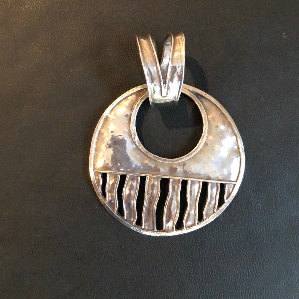 Retired Silpada Hammered Sterling Silver Pendant